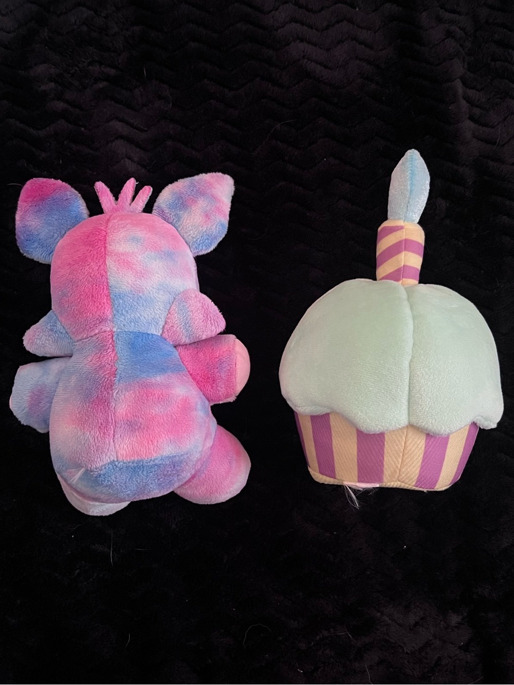 FNAF Plushies - Picture 2 of 3
